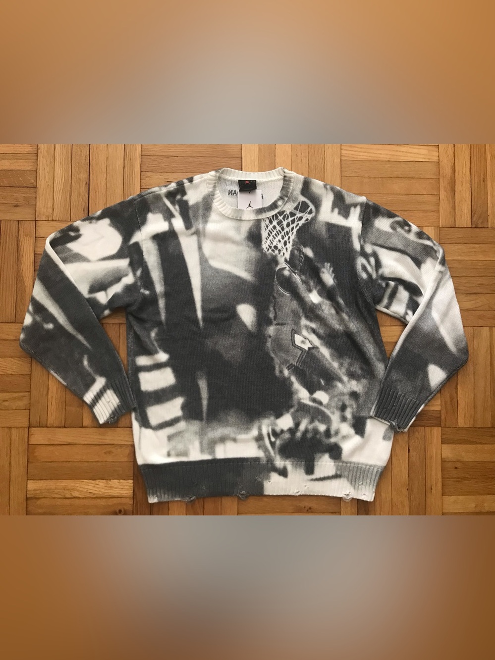 Size XL Mens Air Jordan Print Loose Fit Knit Sweater White Gray HQ1635-133